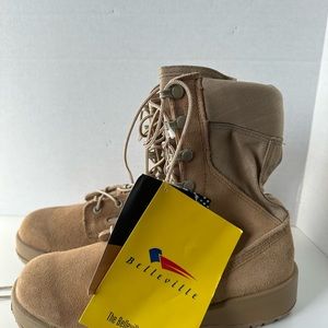 Belleville Military Combat Boots 03-D- 0322 (size 5.5)